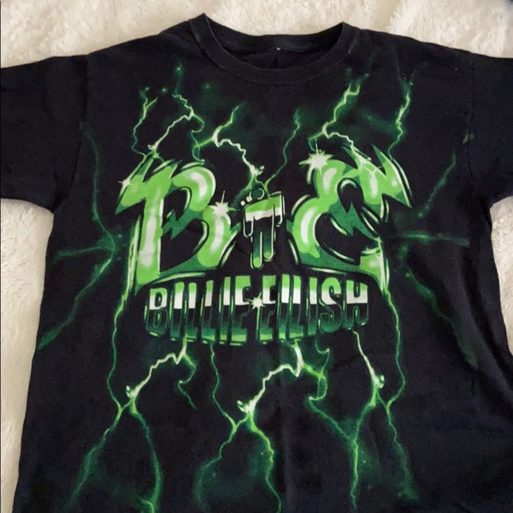 hot topic billie eilish graphic tee
